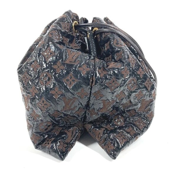 LOUIS VUITTON M95259 Monogram Elvinir Squeeze Drawstring Tote Bag Shoulder Bag - Picture 6 of 15